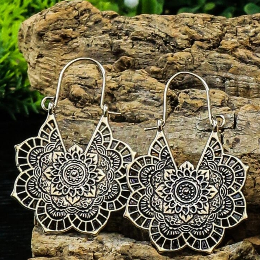 Intricate Floral Mandala Drop Earrings - Silver Tone